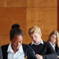 How many marks do you need to pass gcse english?