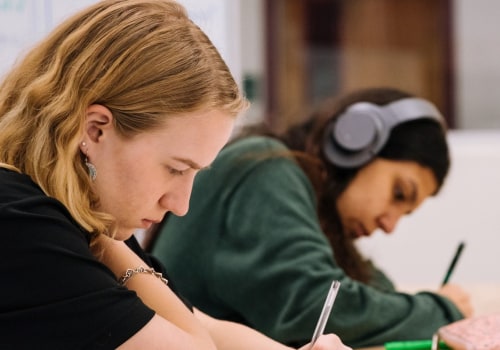 What is gcse english language grade?